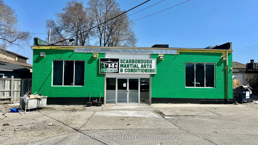 4530a Kingston Road, Toronto E10