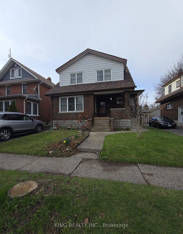 348/350 Arthur Street St, Oshawa
