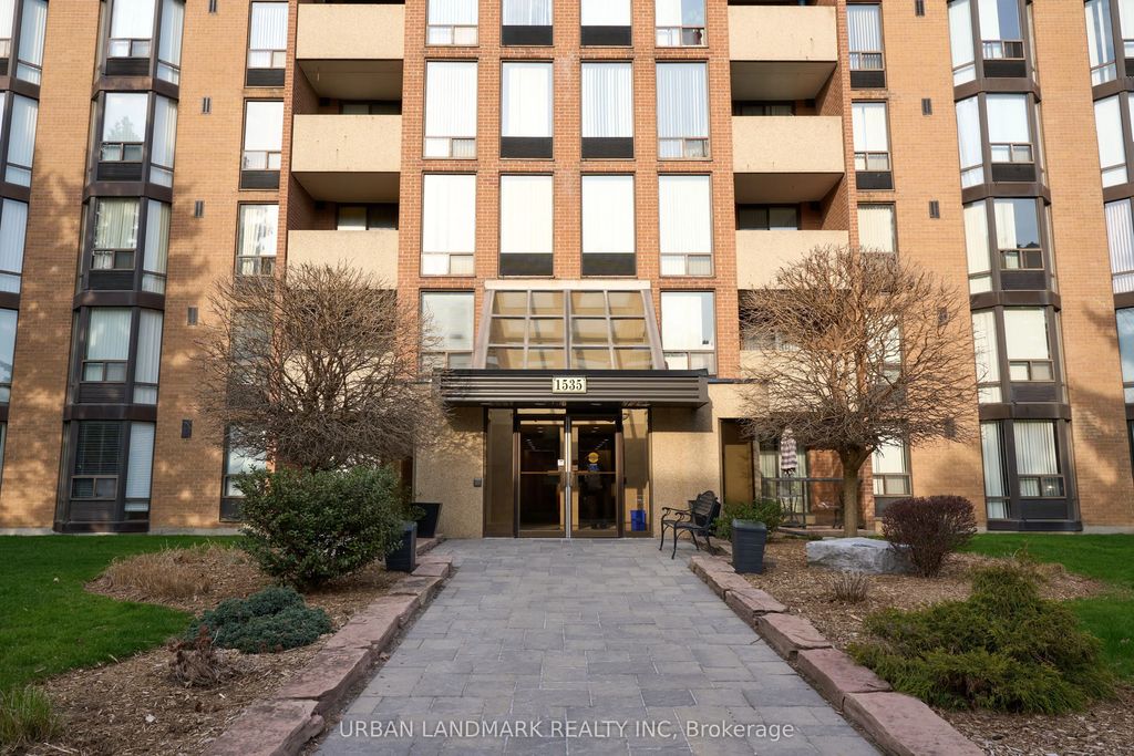 1535 Diefenbaker Court 107, Pickering