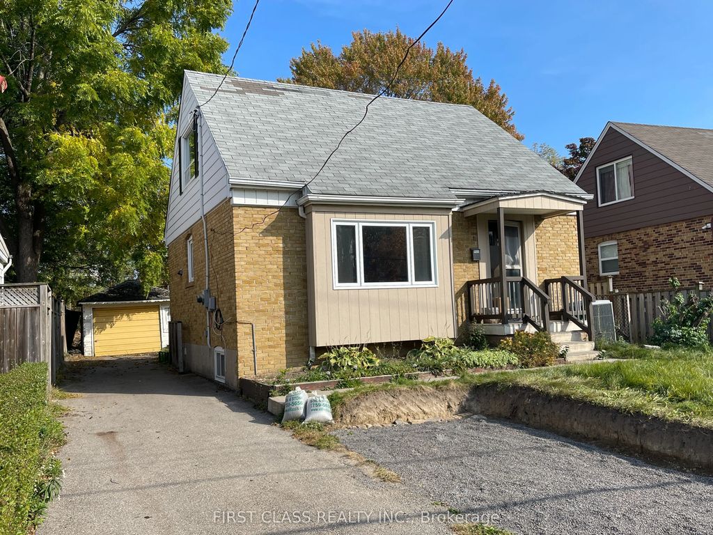 11 Ellington Drive S1, Toronto E04