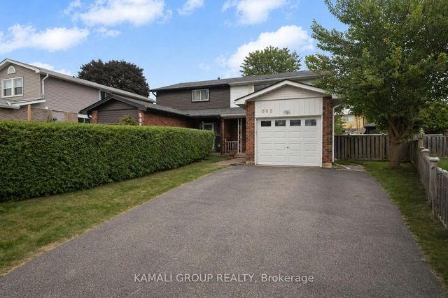582 Lakeview Avenue, Oshawa