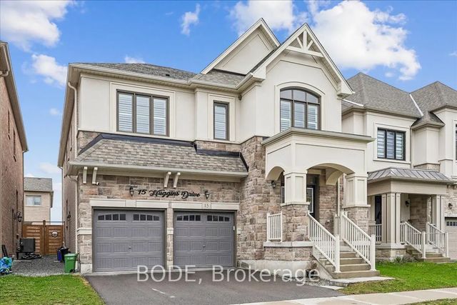 15 Huggins Drive, Whitby