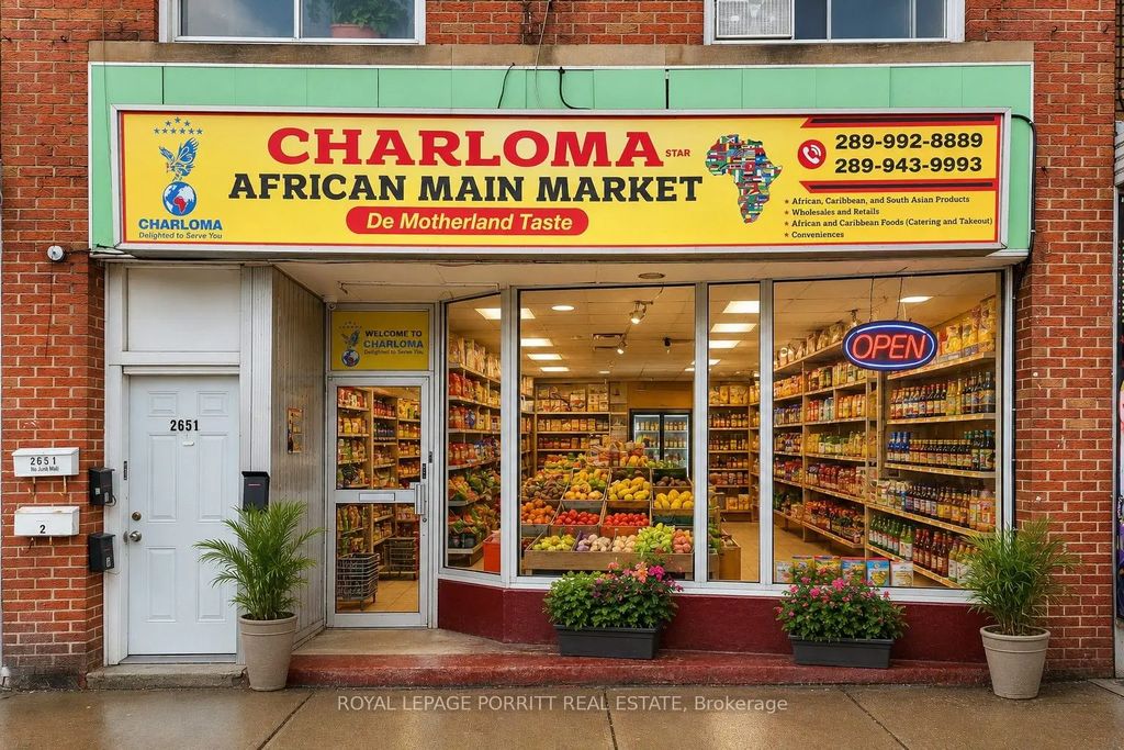 2651 Eglinton Avenue E Store, Toronto E04