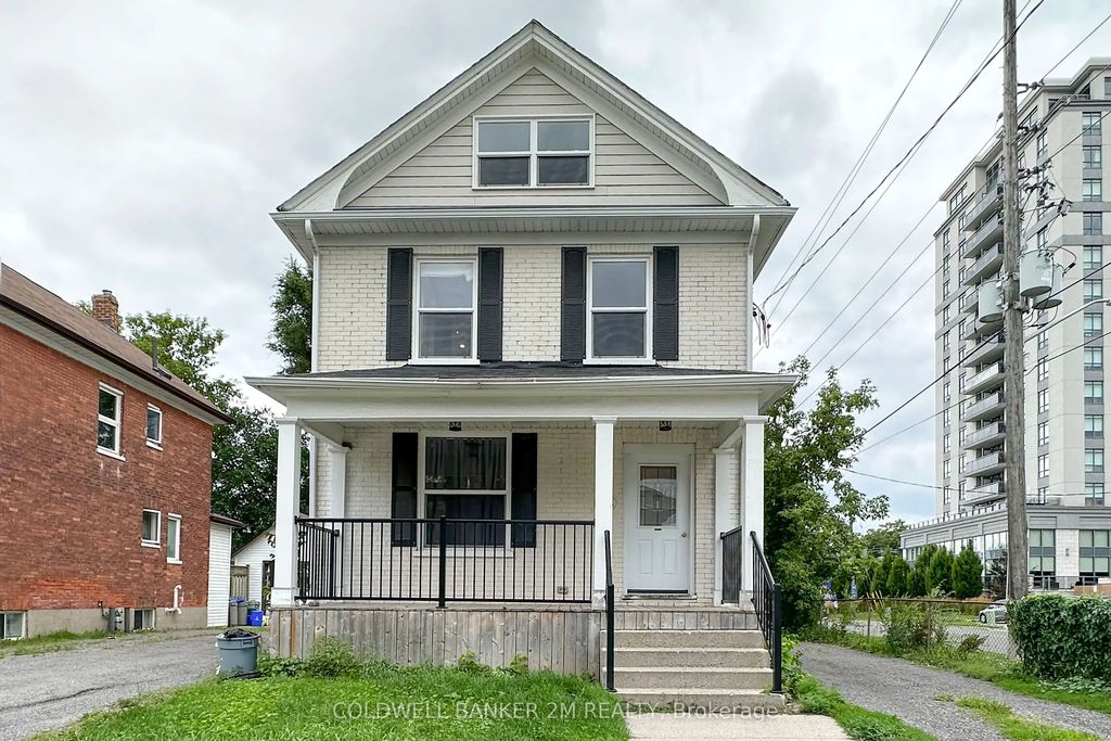 242 Kendal Avenue 2, Oshawa
