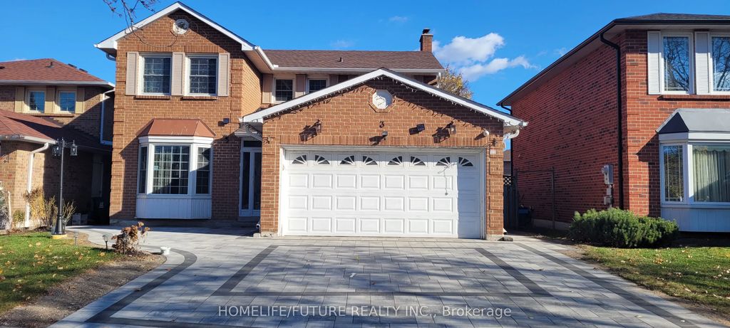 3 Parade Square Bsmt, Toronto E10