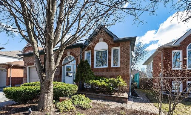 31 Thames Drive N, Whitby