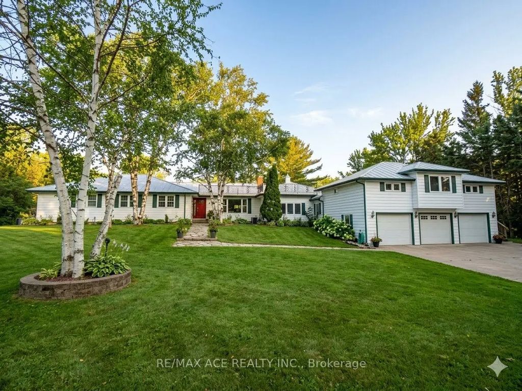 5455 Hoxton Street, Pickering