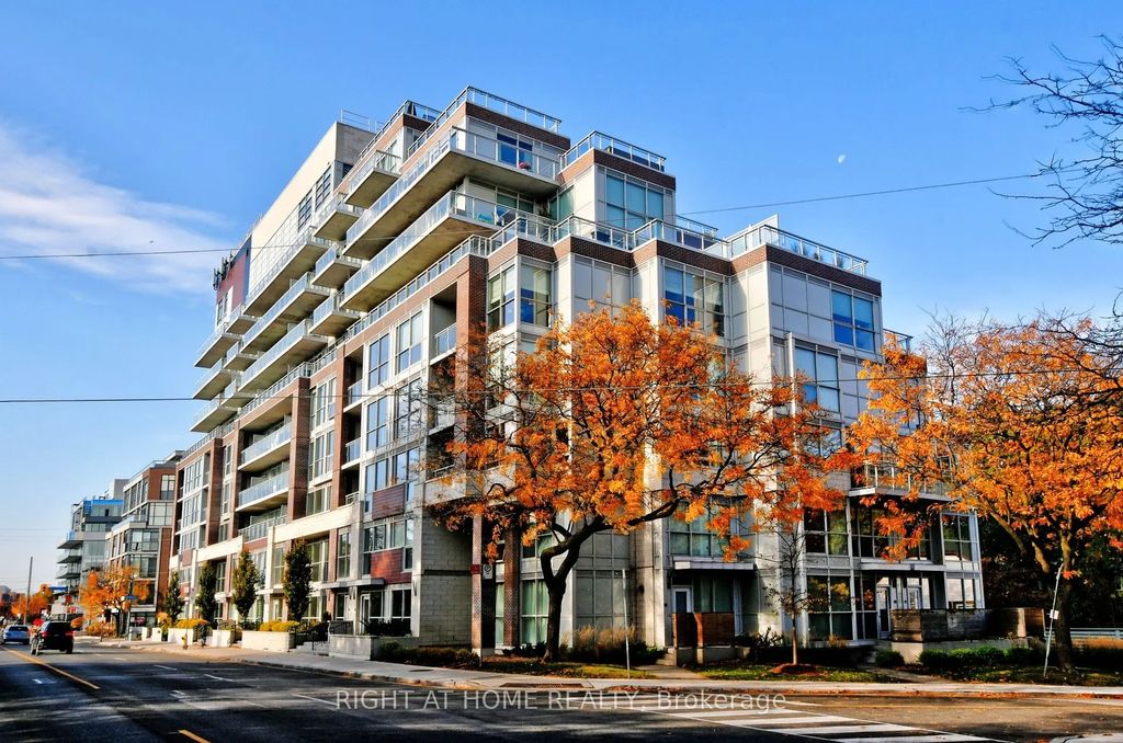 1350 Kingston Road Th03, Toronto E06