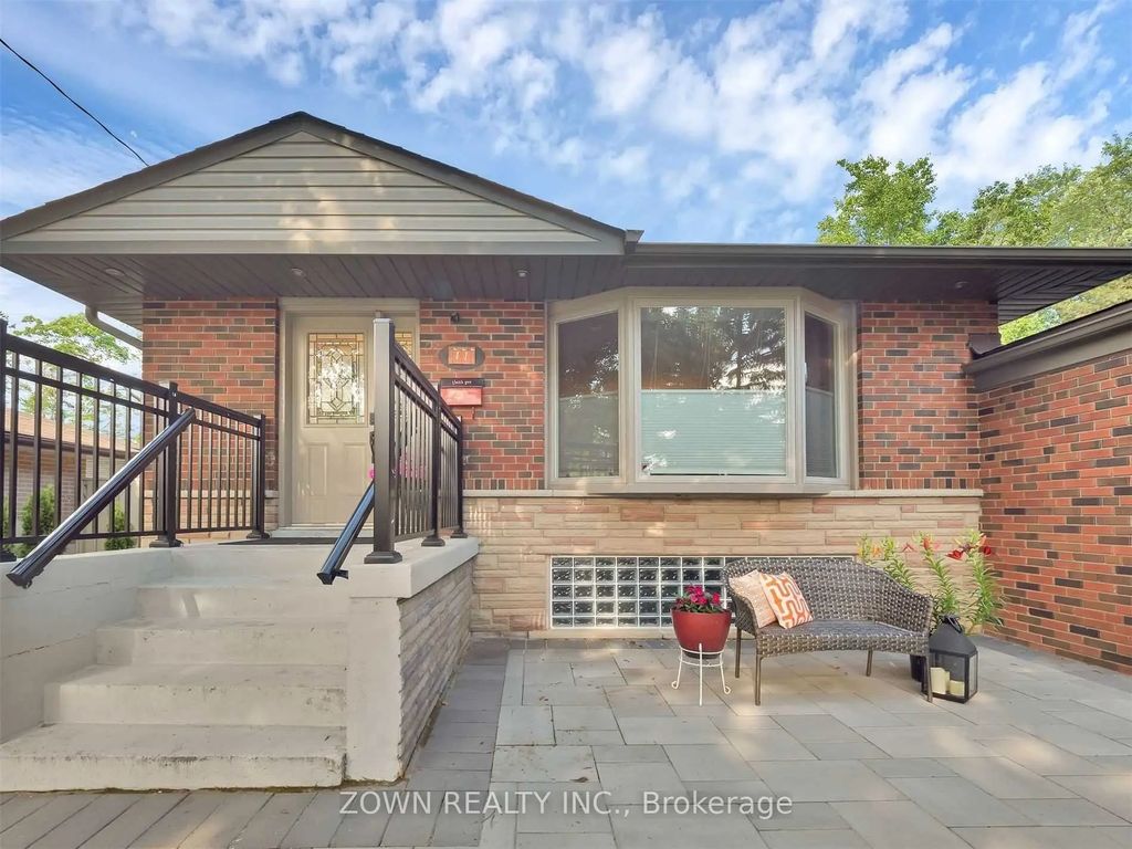 41 Morna Avenue, Toronto E08
