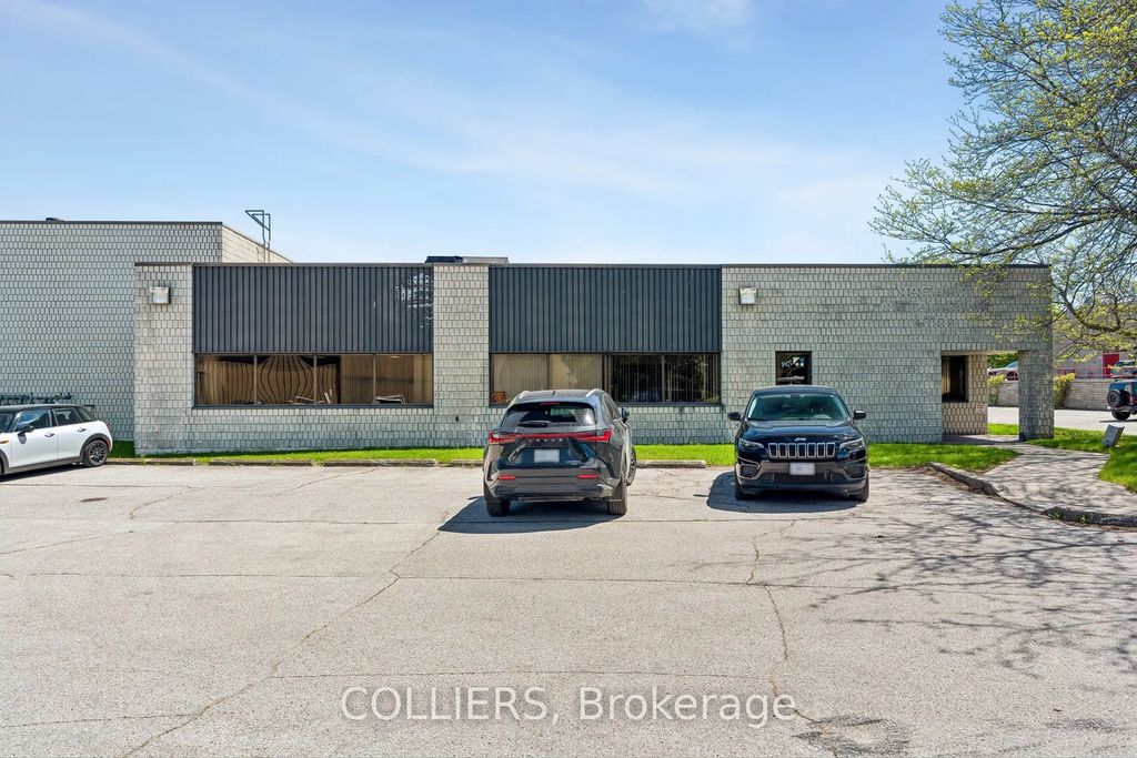 30 Dovedale Court, Toronto E07