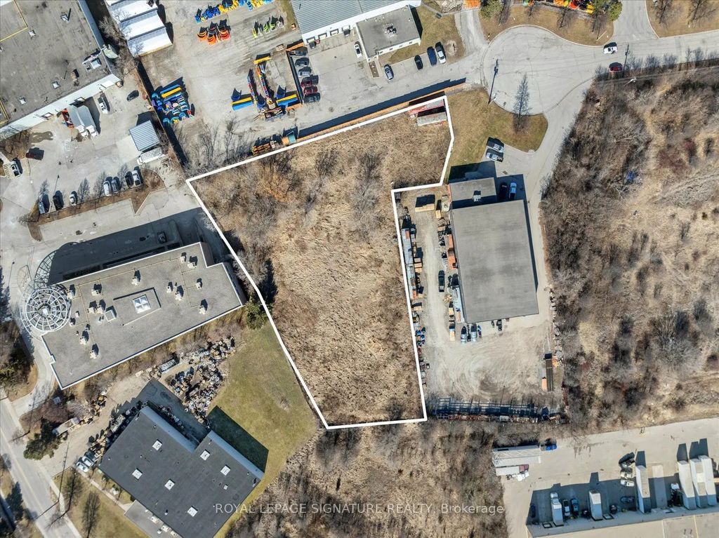 10 Chisholm Court, Ajax