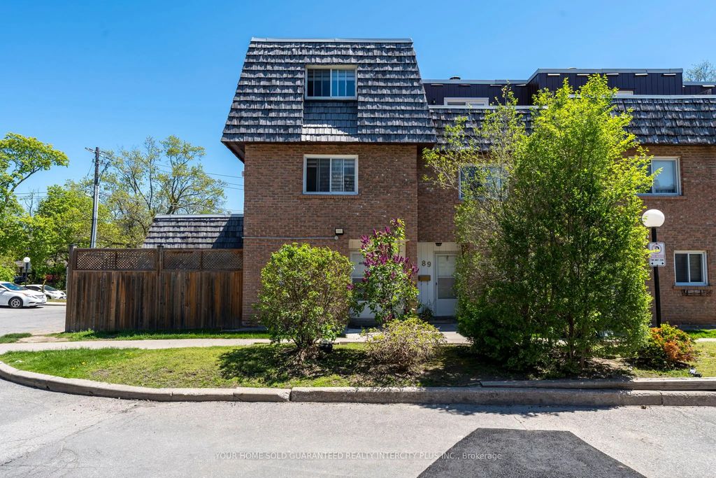 10 Rodda Boulevard 91, Toronto E10