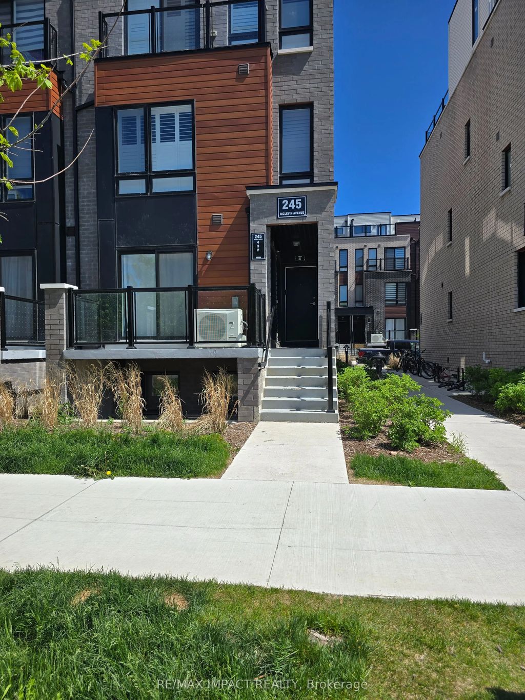 245 Mclevin Avenue 2, Toronto E11