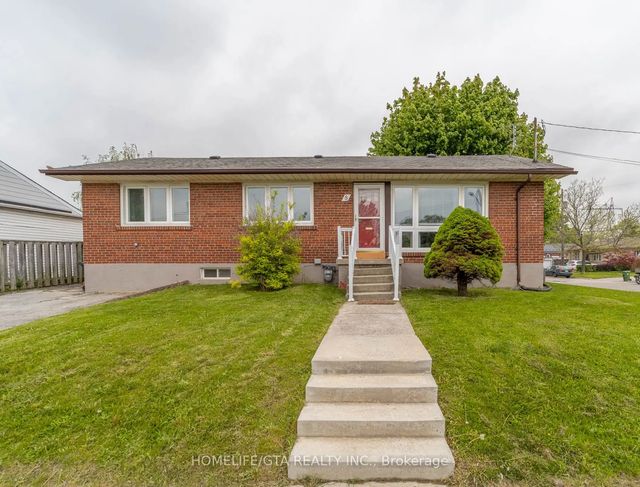 8 Laxford Avenue, Toronto E04