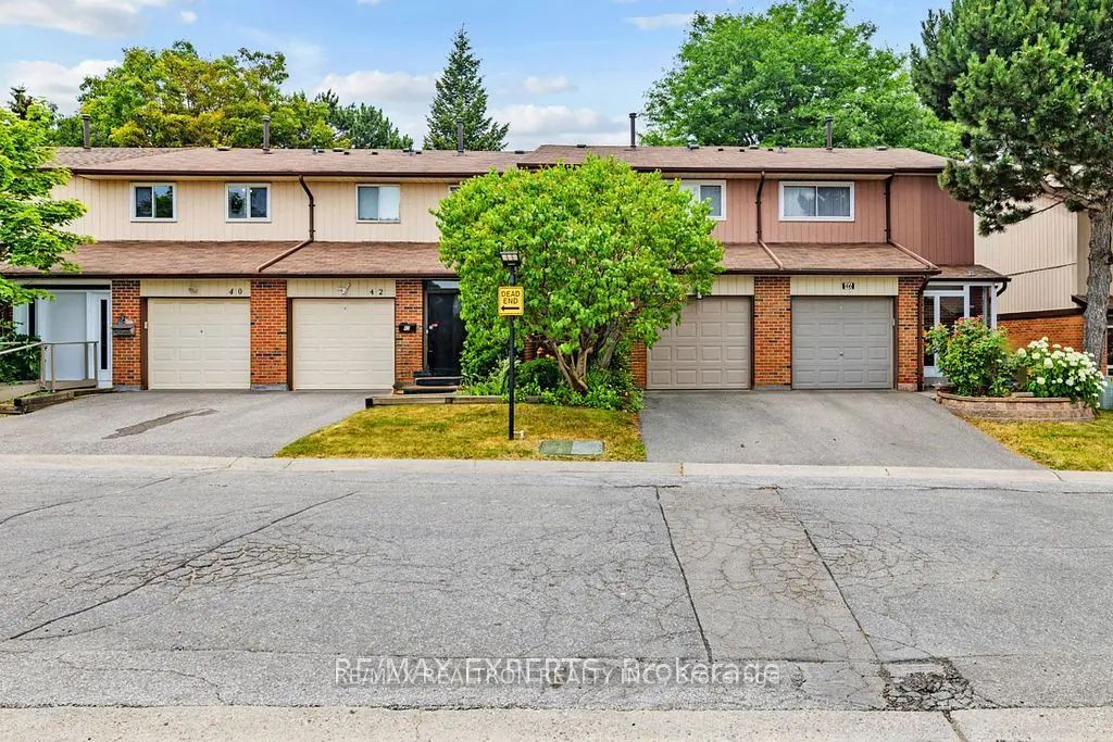 30 W Dundalk Drive 44, Toronto E04