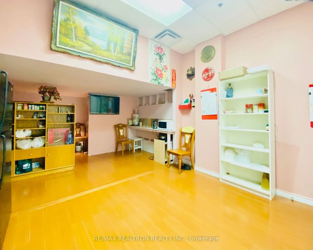 4168 Finch Avenue E G35, Toronto E07
