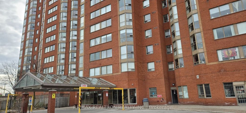 2466 Eglinton Avenue E 806, Toronto E08