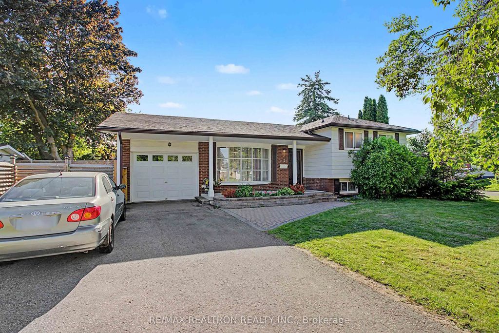 6 Turnbull Road, Ajax