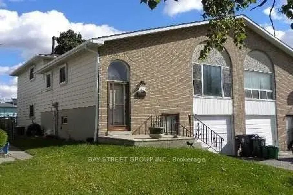 72 Parkdene Court E (lower), Toronto E05