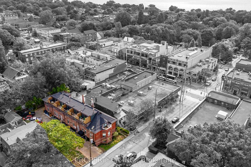97 Lee Avenue, Toronto E02