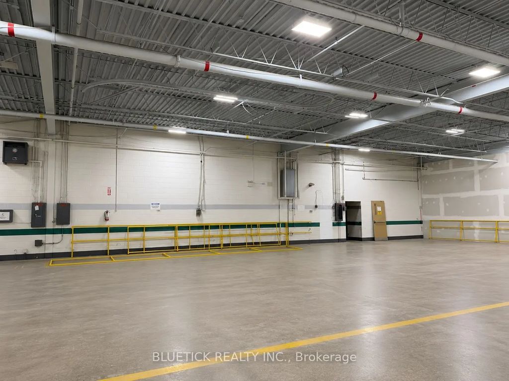 44 Rolark Drive 1a, Toronto E04