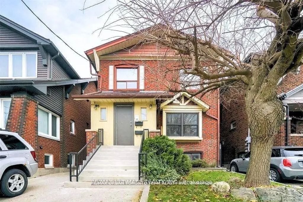 745 Coxwell Avenue Upper, Toronto E03