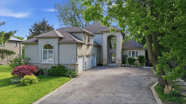 1879 Appleview Road, Pickering