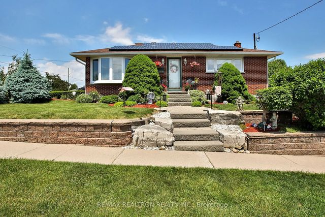 744 Shelley Avenue, Oshawa