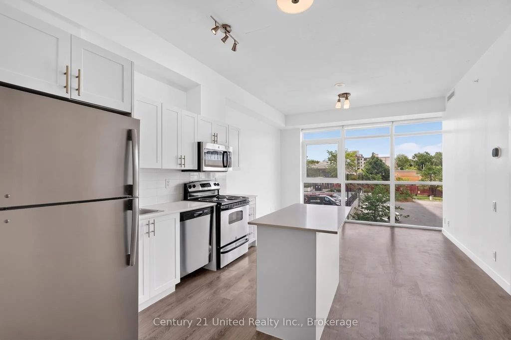 100 Bond Street E 422, Oshawa