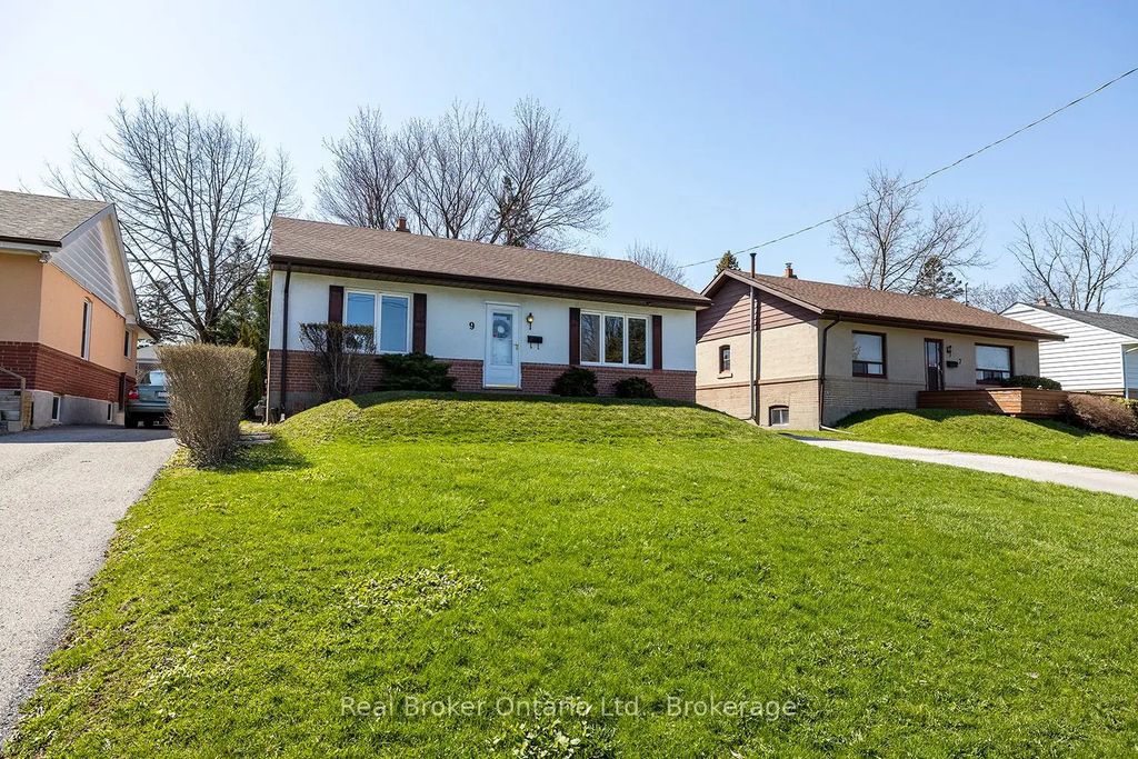 9 Granard Boulevard, Toronto E08