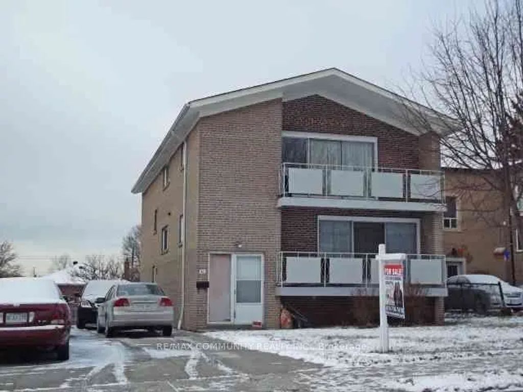 30 Canlish Road 1, Toronto E04