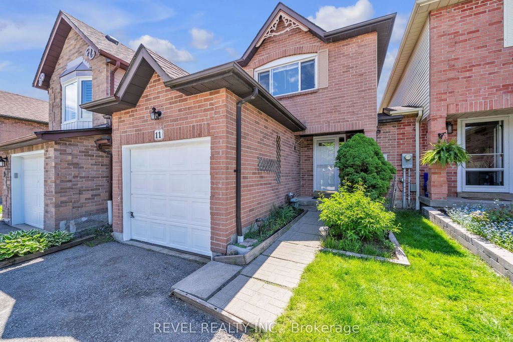 11 Carr Drive, Ajax