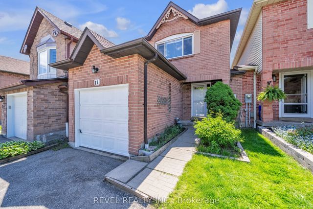 11 Carr Drive, Ajax
