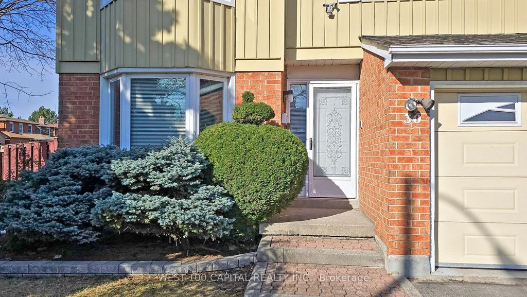 30 Wintermute Boulevard, Toronto E05