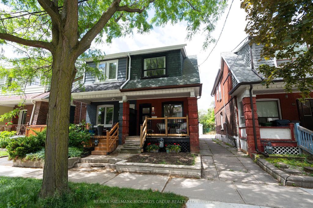 898 Greenwood Avenue, Toronto E03