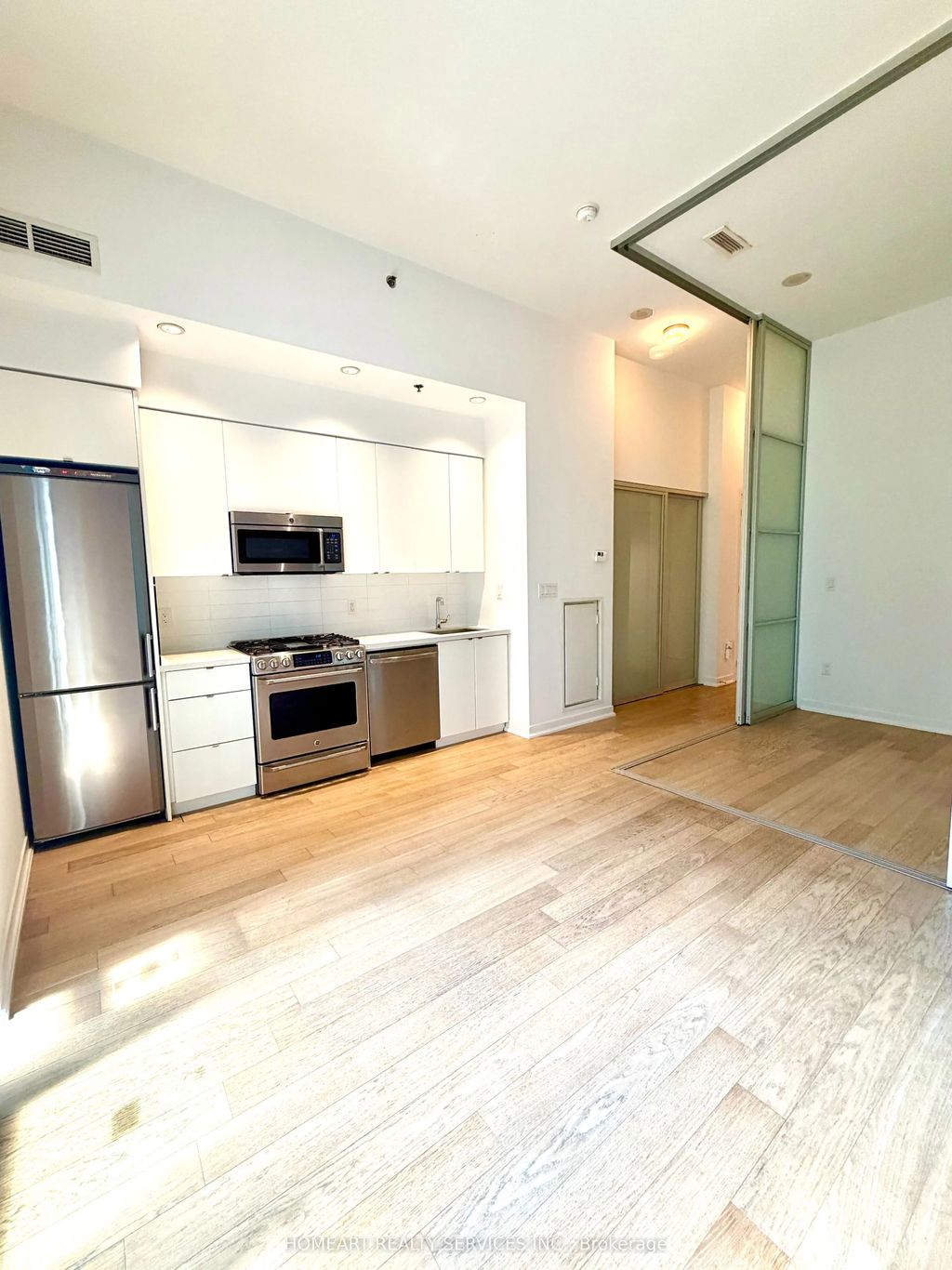 88 Colgate Avenue 107, Toronto E01