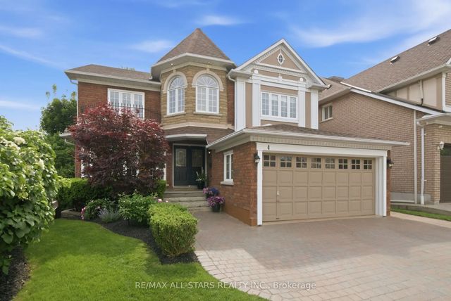 4 Dennis Drive, Ajax