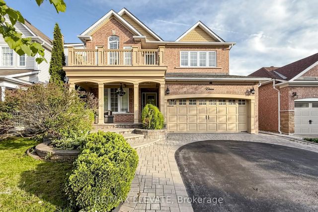 11 Joshua Boulevard, Whitby