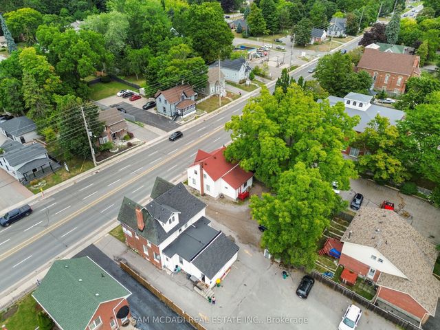 571 Kingston Road W, Ajax