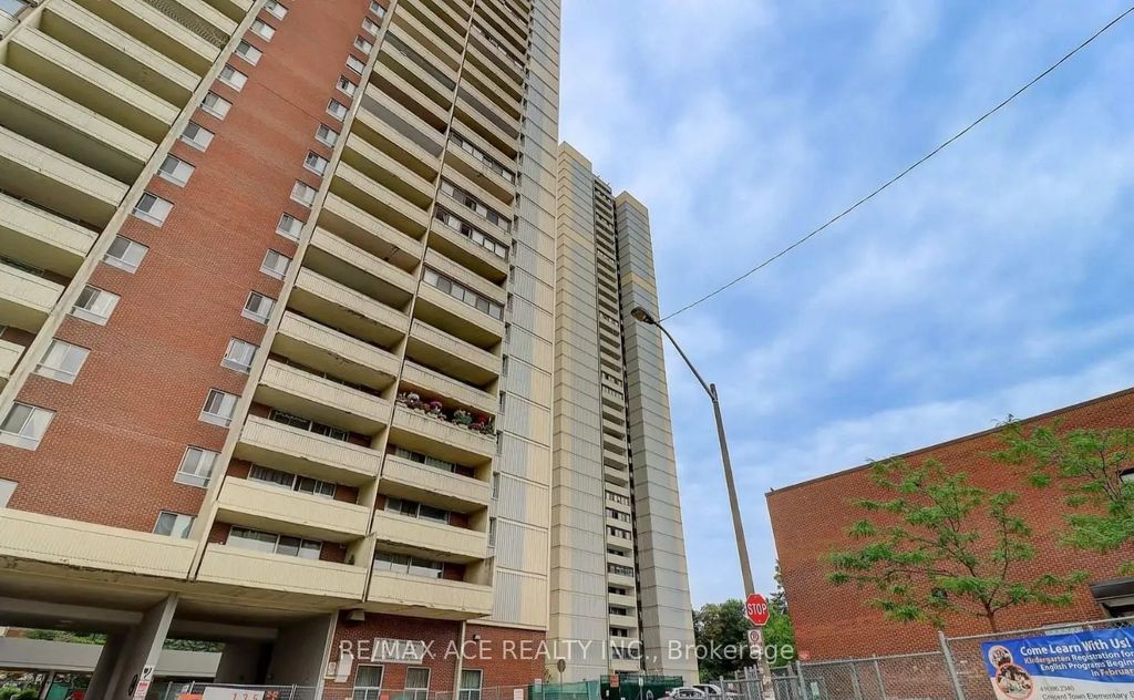 3 Massey Square 906, Toronto E03