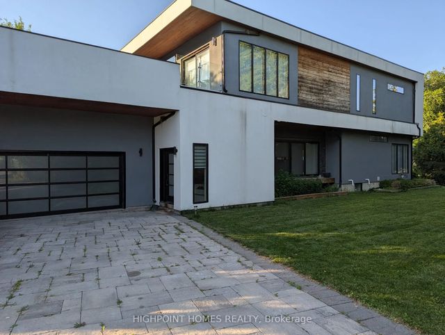 5010 Barber Street, Pickering
