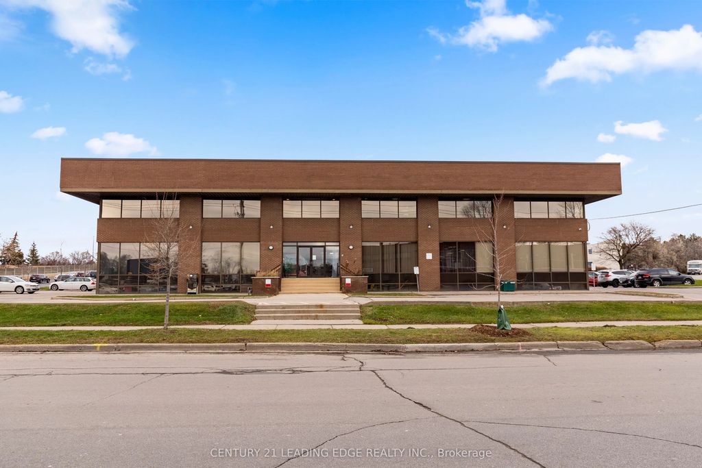 1645 Warden Avenue 104, Toronto E04