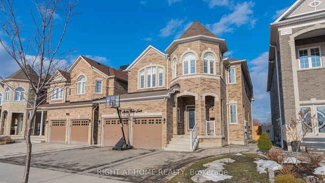 707 Audley Road S, Ajax