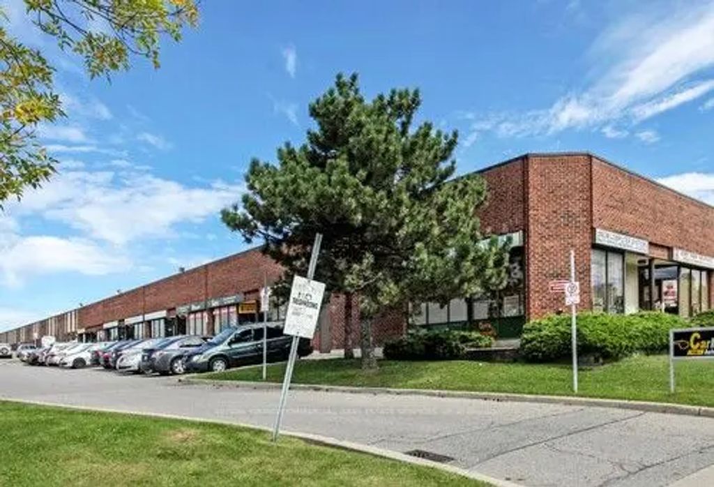 4800 Sheppard Avenue E 105, Toronto E07