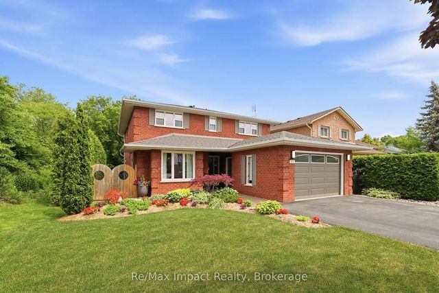 293 Blue Heron Drive, Oshawa