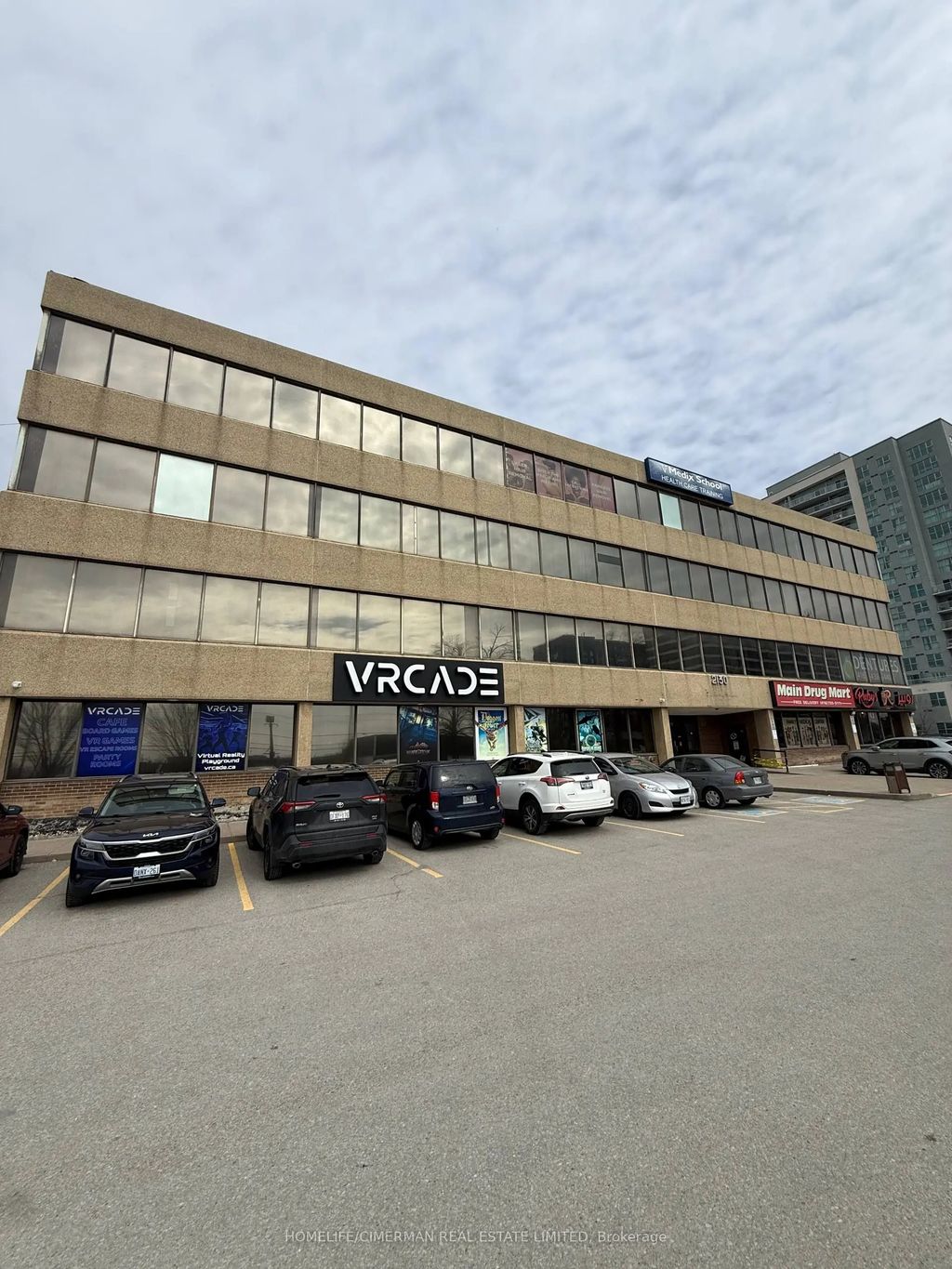 2130 Lawrence Avenue E 308, Toronto E04