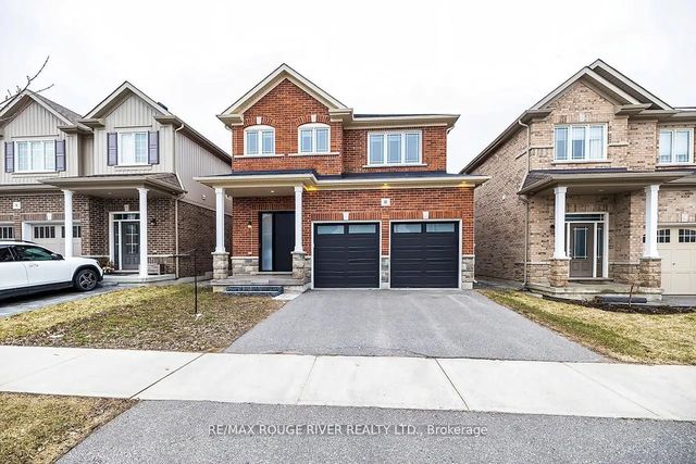 10 Moses Crescent, Clarington