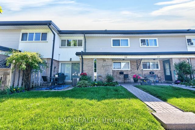 925 Bayly Street 36, Pickering