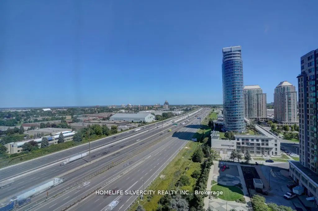 88 Corporate Drive 1617, Toronto E09