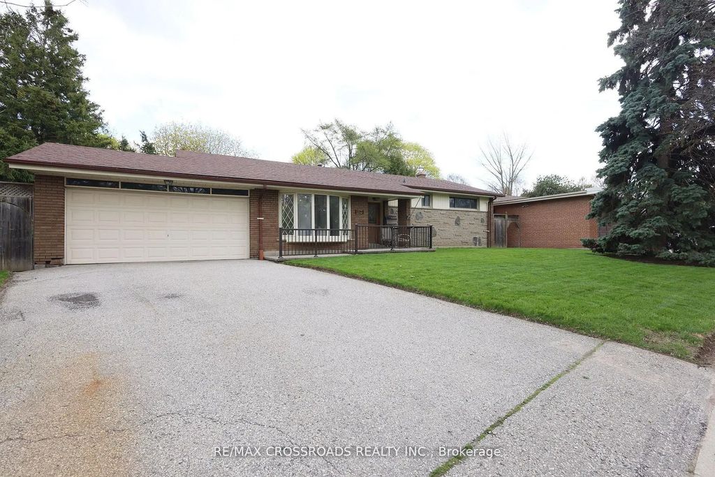 83 Pegasus Trail, Toronto E09
